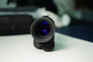 UVQ G14 digital night vision monocular for low-light observation